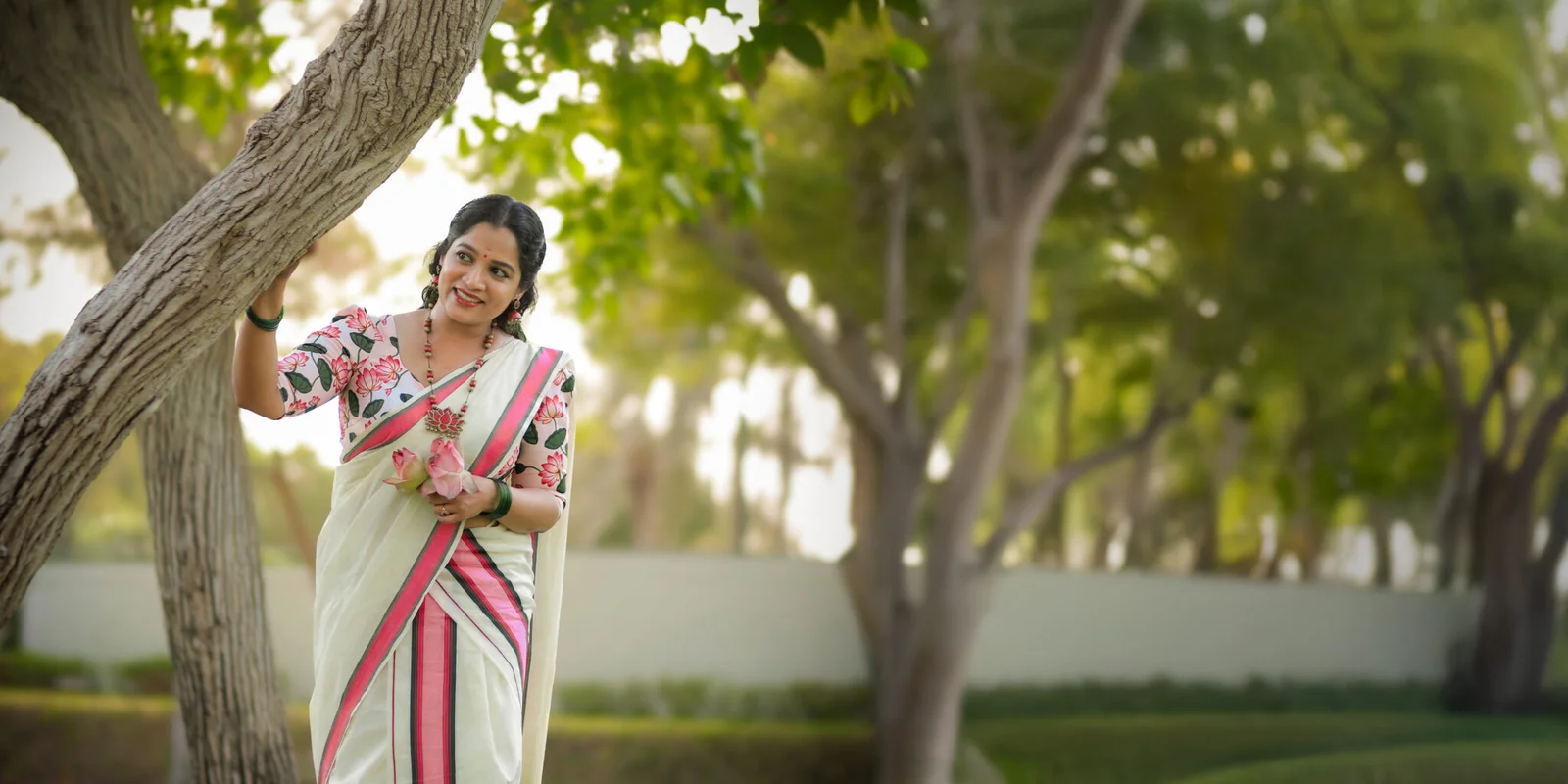 Set Mundu Online