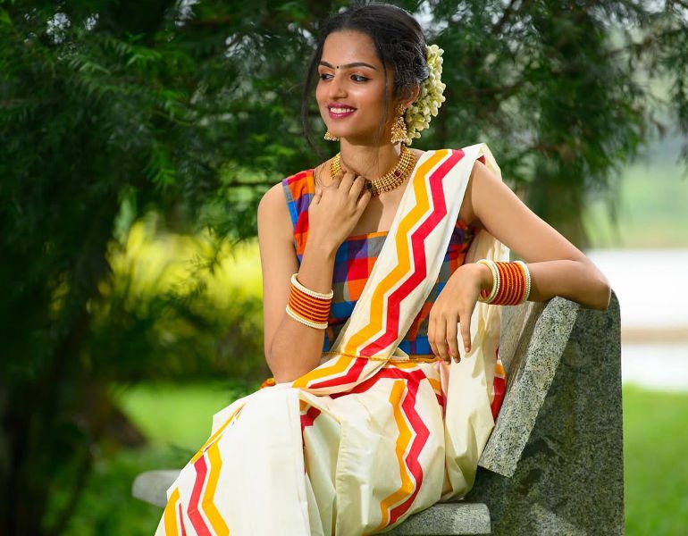 set mundu saree